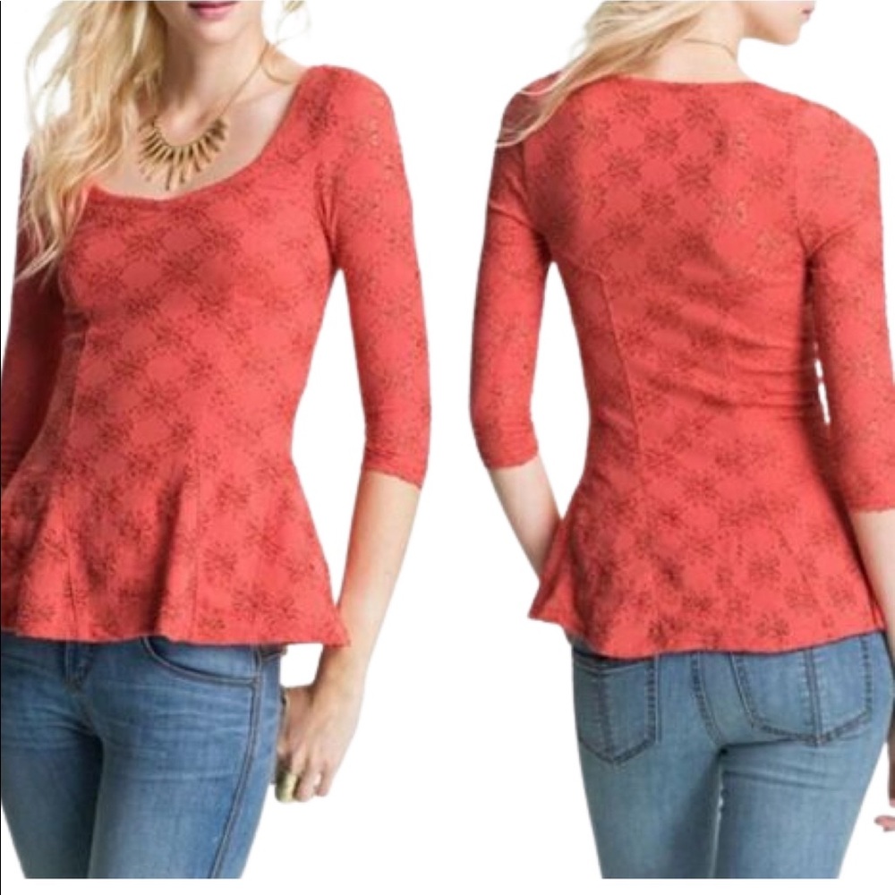 🌟🌟 HOST PICK 🌟🌟 Free People Daisy Peplum Coral Knit Top- Size Large